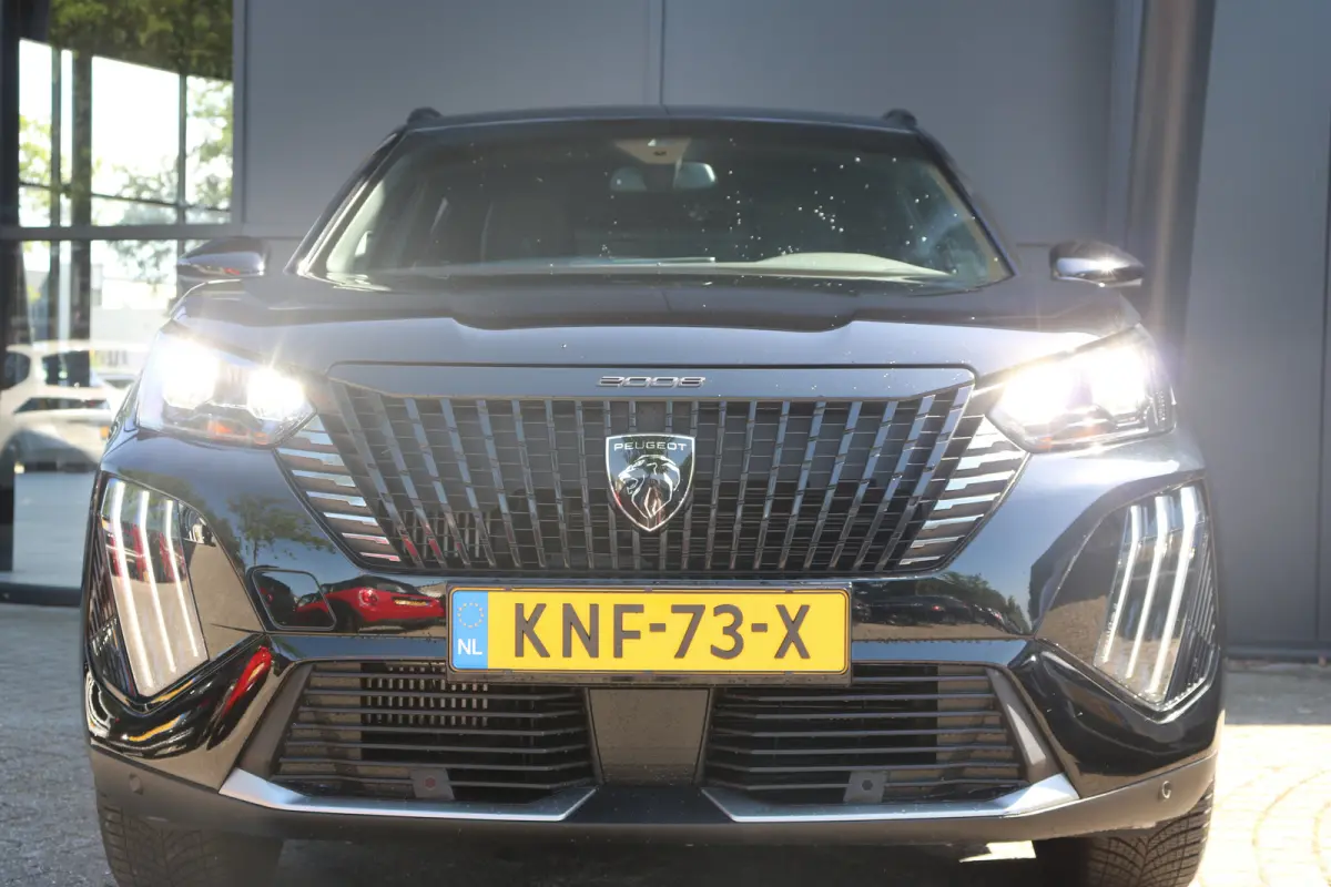 1.2 Hybrid 136 Allure | PDC V+A | Cruise| Keyless | Apple carplay | LED | LMV 17"| DAB |