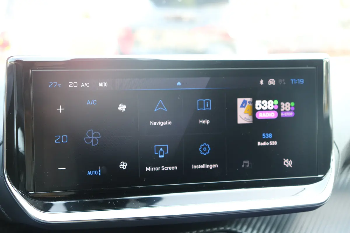 1.2 Hybrid 136 Allure | PDC V+A | Cruise| Keyless | Apple carplay | LED | LMV 17"| DAB |