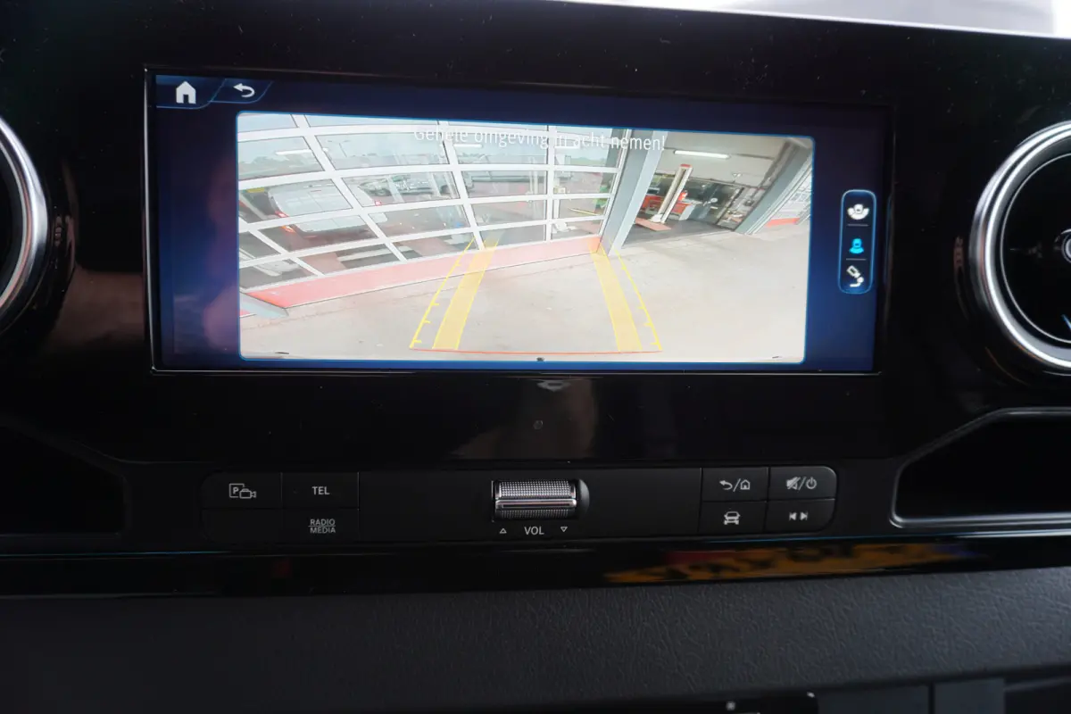 317 170PK L2H2 Select Automaat nr. V183 | Airco | Cruise | Camera | Carplay | Trekhaak 3.500KG