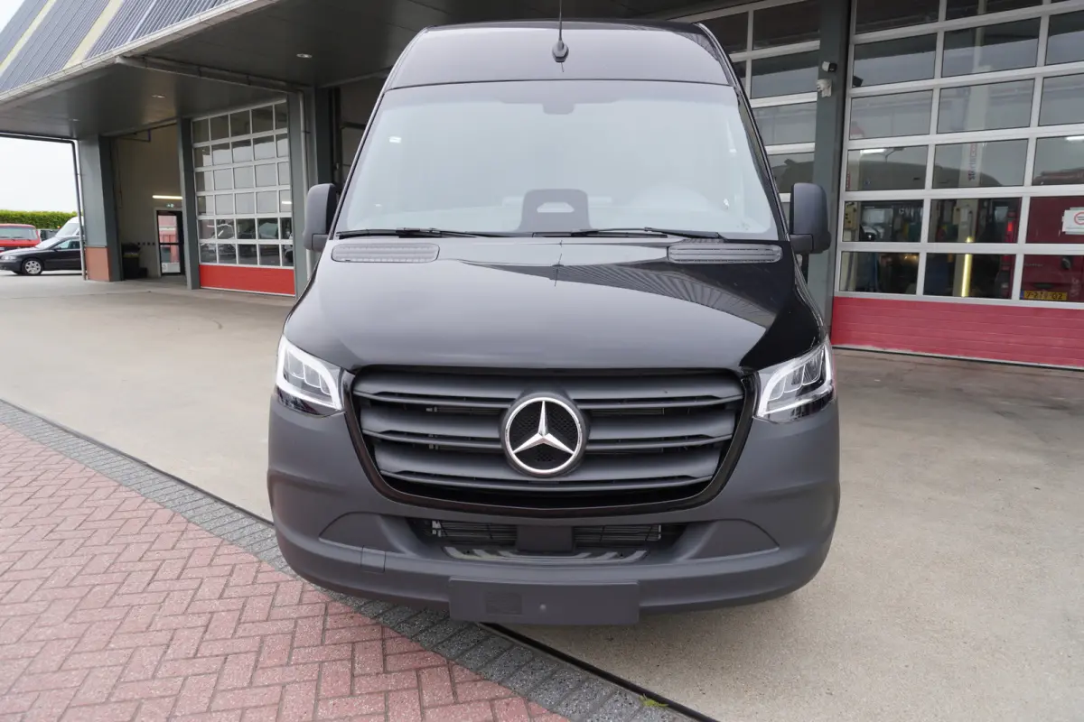 317 170PK L2H2 Select Automaat nr. V183 | Airco | Cruise | Camera | Carplay | Trekhaak 3.500KG