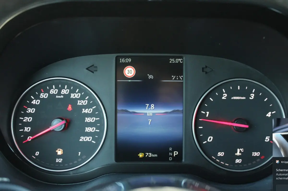 317 170PK L2H2 Select Automaat nr. V183 | Airco | Cruise | Camera | Carplay | Trekhaak 3.500KG