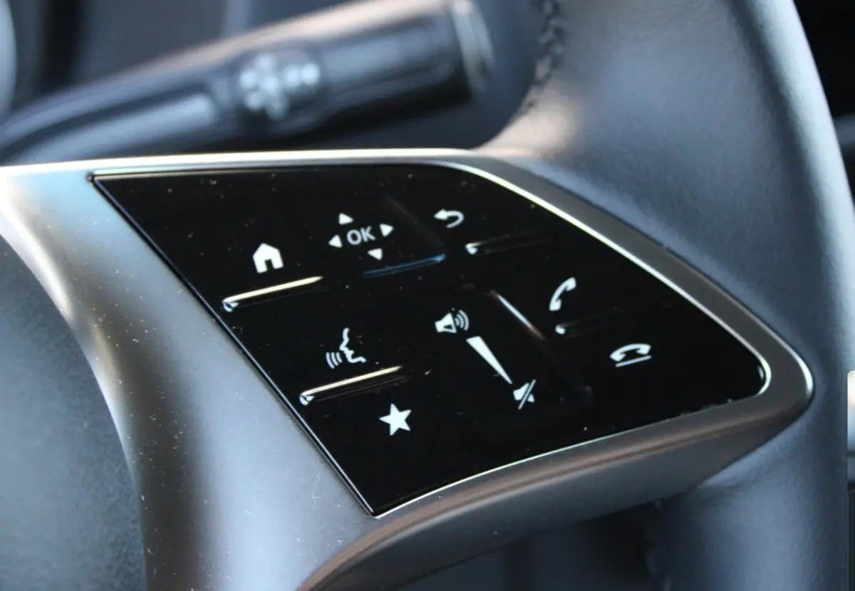 317 170PK L2H2 Select Automaat nr. V183 | Airco | Cruise | Camera | Carplay | Trekhaak 3.500KG