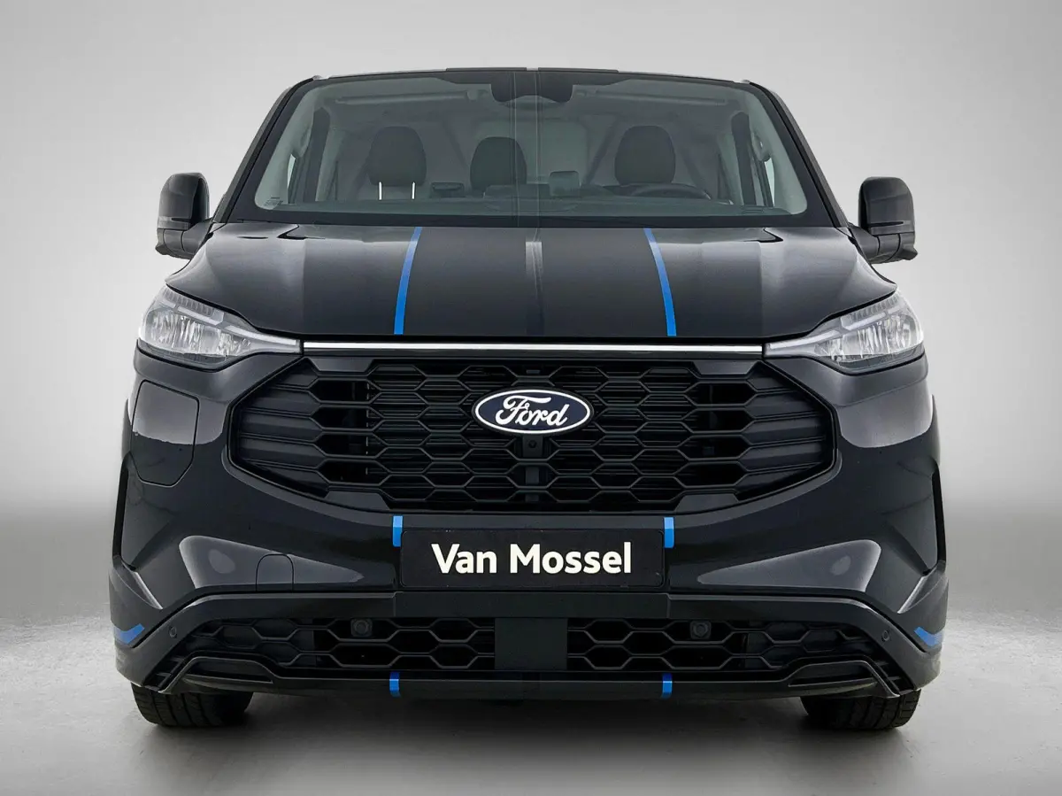 340 2.5 PHEV L2H1 Sport | NIEUW UIT VOORRAAD | 19'' Velgen | B&O | Striping | Ford Voordeel