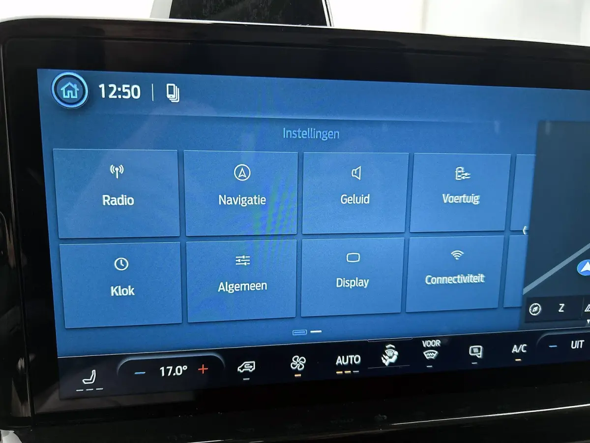 340 2.5 PHEV L2H1 Sport | NIEUW UIT VOORRAAD | 19'' Velgen | B&O | Striping | Ford Voordeel