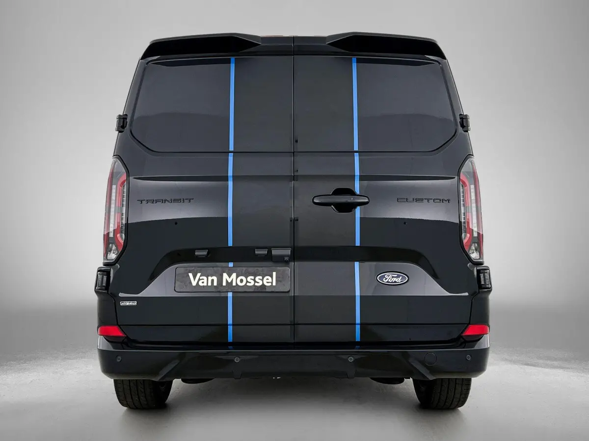 340 2.5 PHEV L2H1 Sport | NIEUW UIT VOORRAAD | 19'' Velgen | B&O | Striping | Ford Voordeel