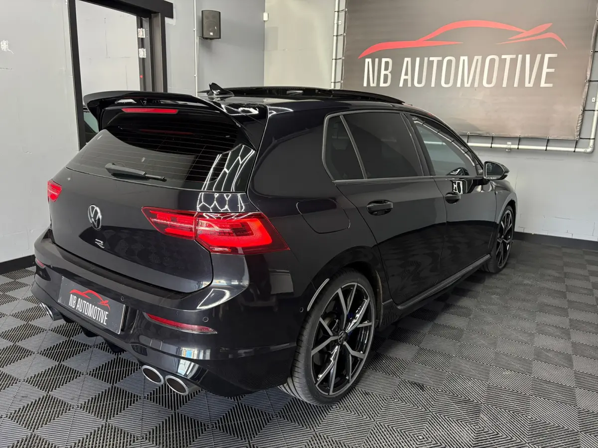 8 R 2.0 TSI 4M Performance