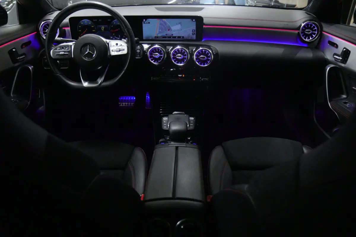 250 PANO/CARPLAY/CAM/MEM/NAVI/ACC/VOL