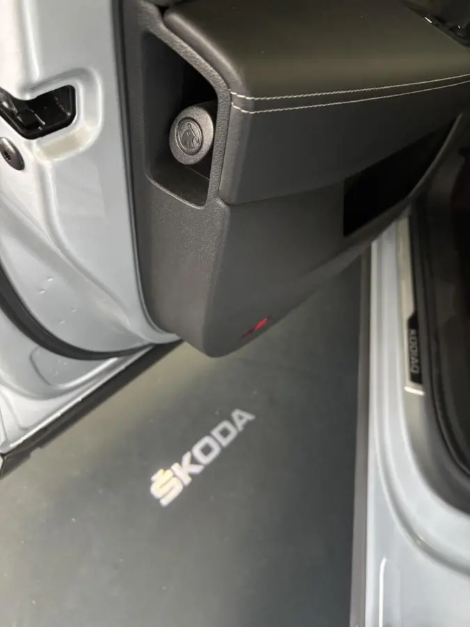 1.5 TSI Sportline Business,Trekhaak,Keyless,adaptive cruise