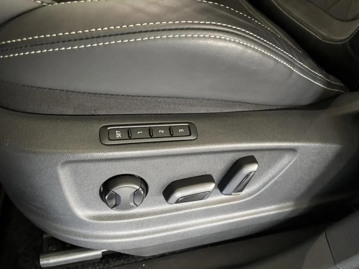 1.5 TSI Sportline Business,Trekhaak,Keyless,adaptive cruise