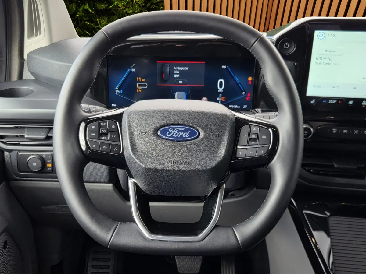 Tourneo Custom Sport 340 L1H1 65 kWh 8 Persoons | 2 x Schuifdeur | B&O | 4 jaar/100.000km garantie