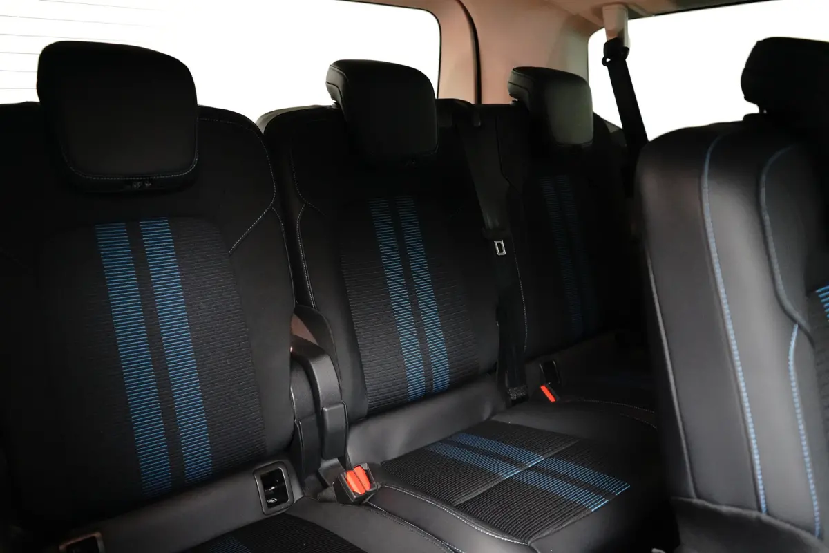 Tourneo Custom Sport 340 L1H1 65 kWh 8 Persoons | 2 x Schuifdeur | B&O | 4 jaar/100.000km garantie