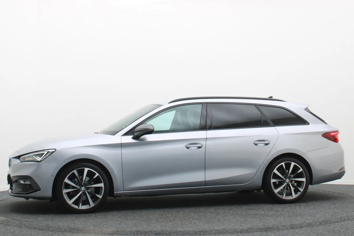 1.0 eTSI DSG FR Business Intense Eerste Eigenaar, Virtual Cockpit, ACC, Camera, Apple Carplay, LED, 18''