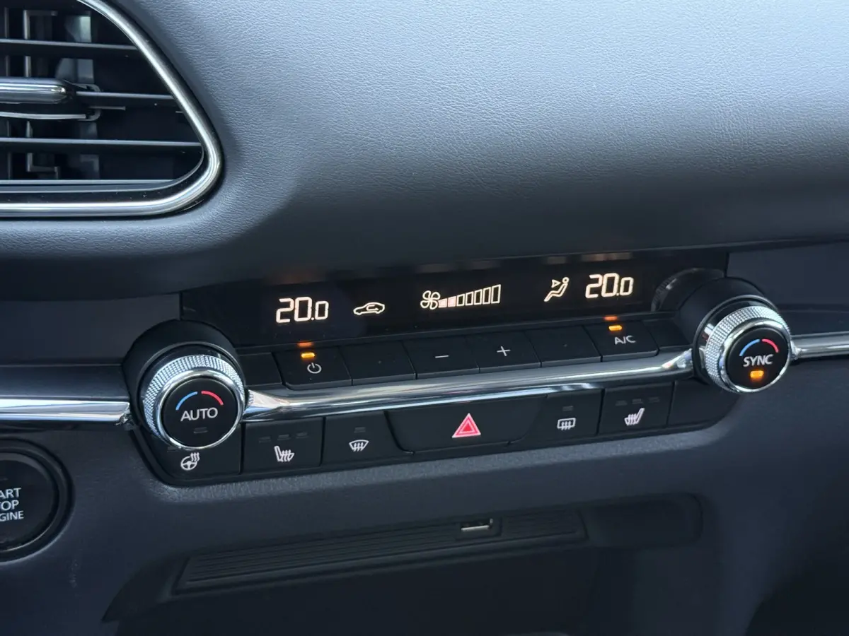 2.0 e-SkyActiv-G M Hybrid Comfort | Trekhaak | Bearlock | ACC | Keyless | HUD