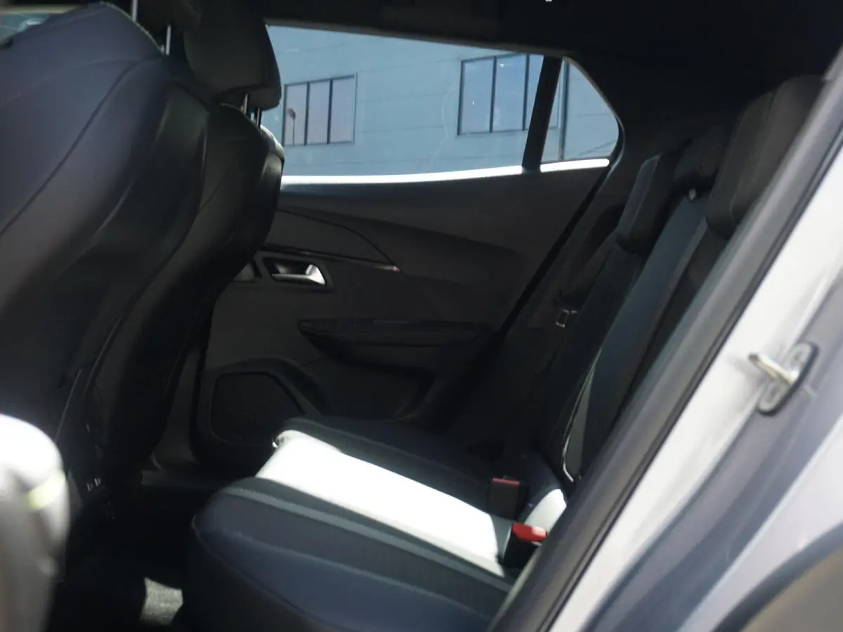 EV GT Avantage 54 kWh 360 Camera