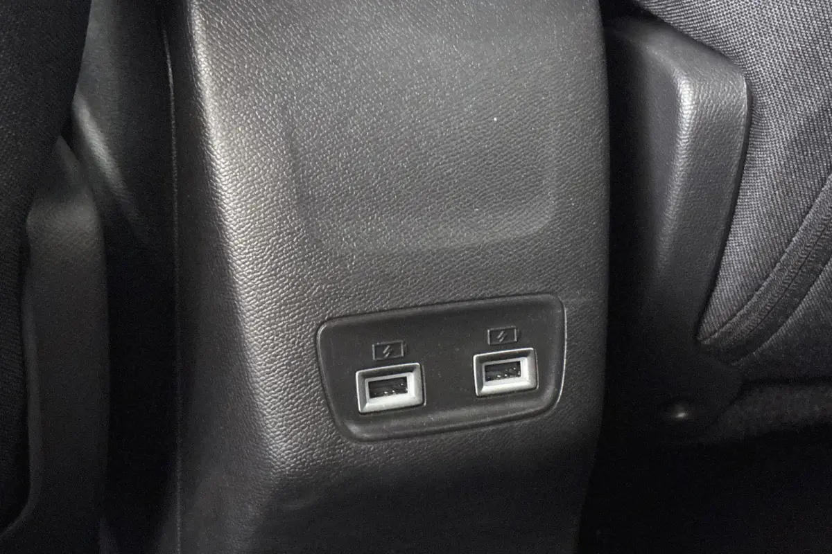 1.2 PureTech Allure Achteruitrijcamera Keyless Navigatie