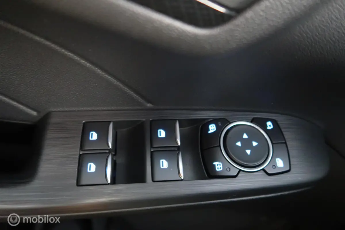 2.5 PHEV ST-Line Pano Navi Carplay
