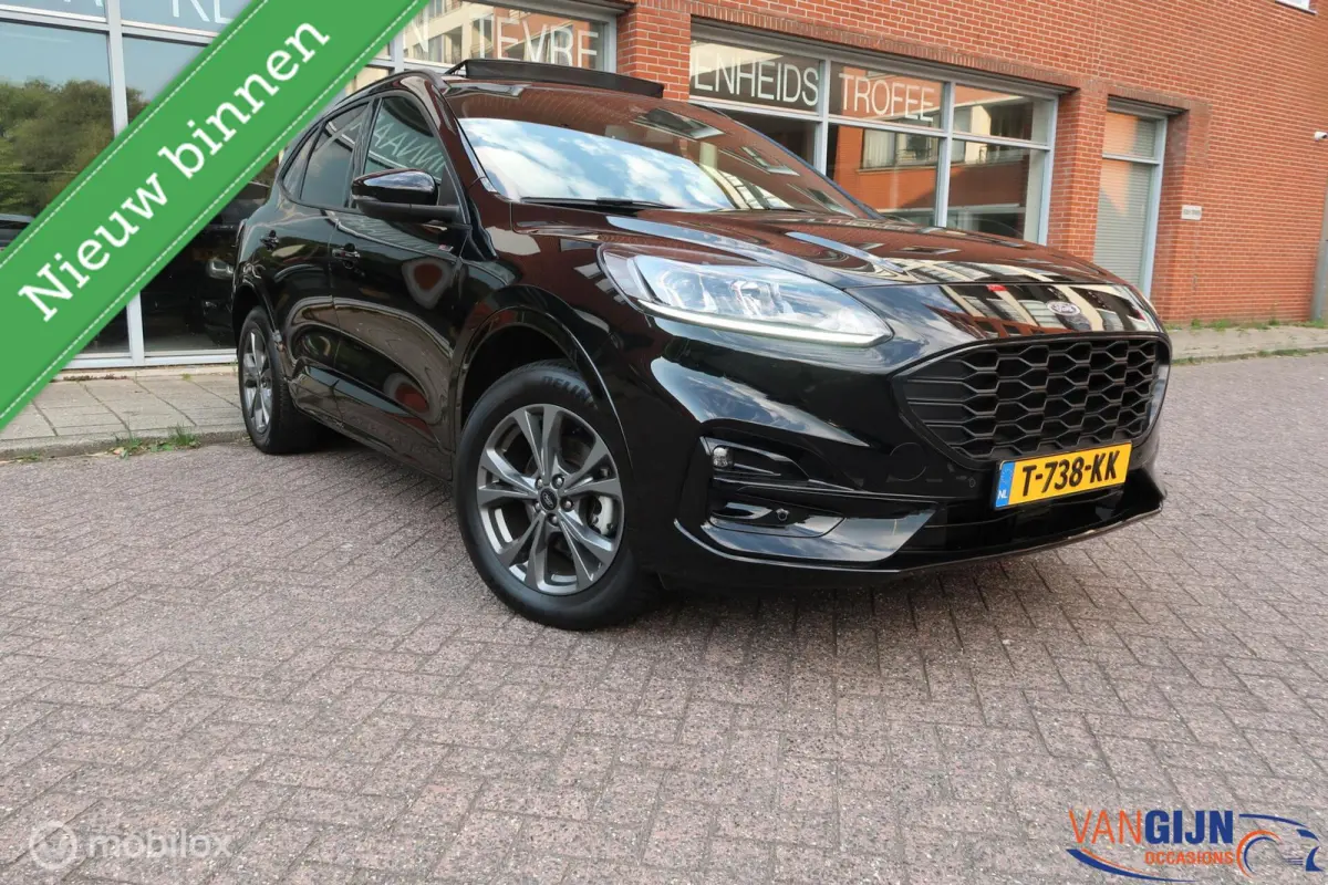 2.5 PHEV ST-Line Pano Navi Carplay