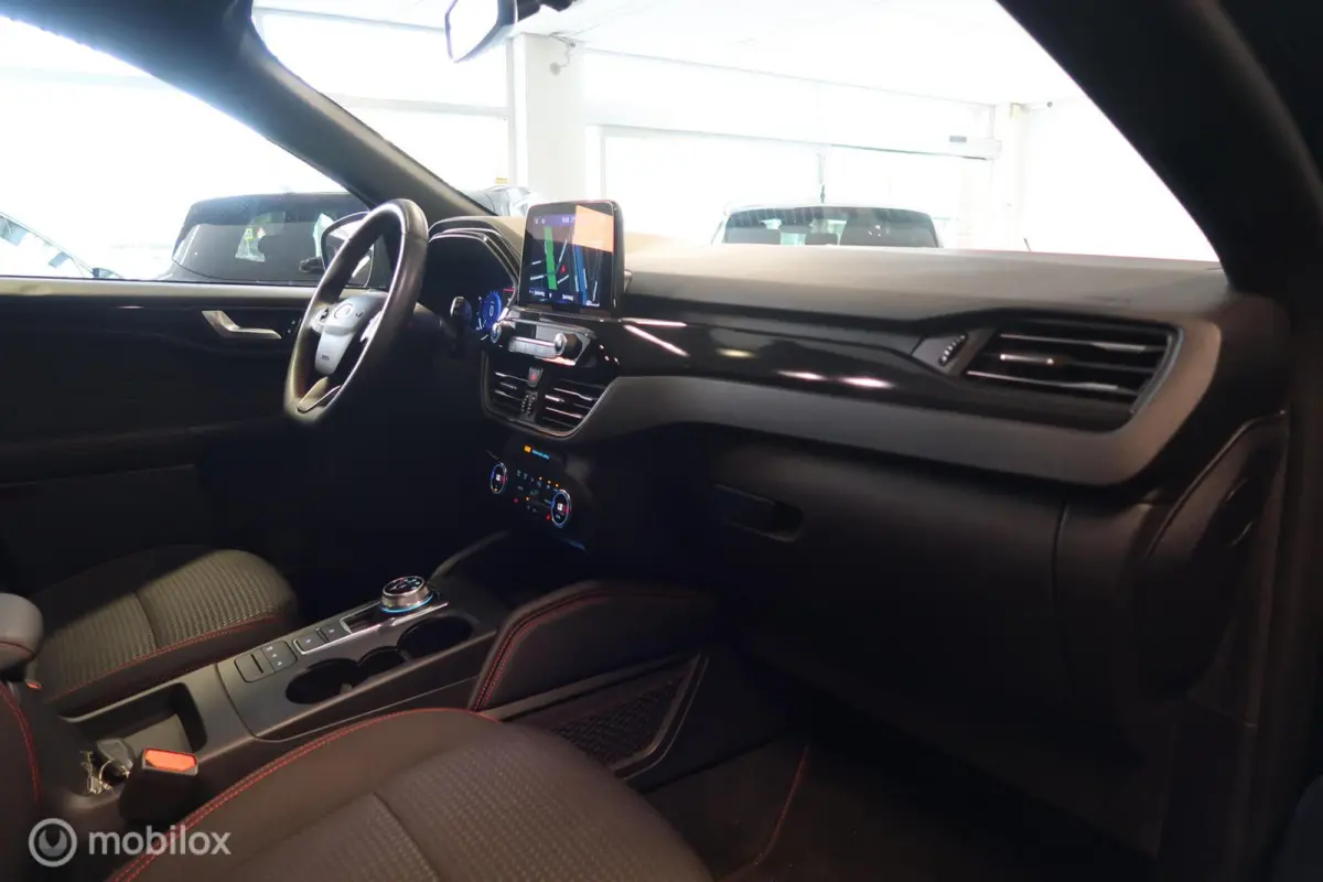 2.5 PHEV ST-Line Pano Navi Carplay