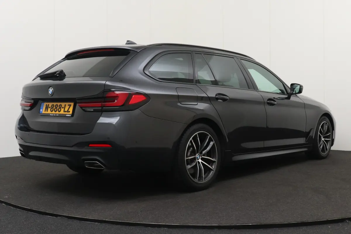 530i 252 PK M-Sport Shadow-Line Pano-dak Laser-Light *