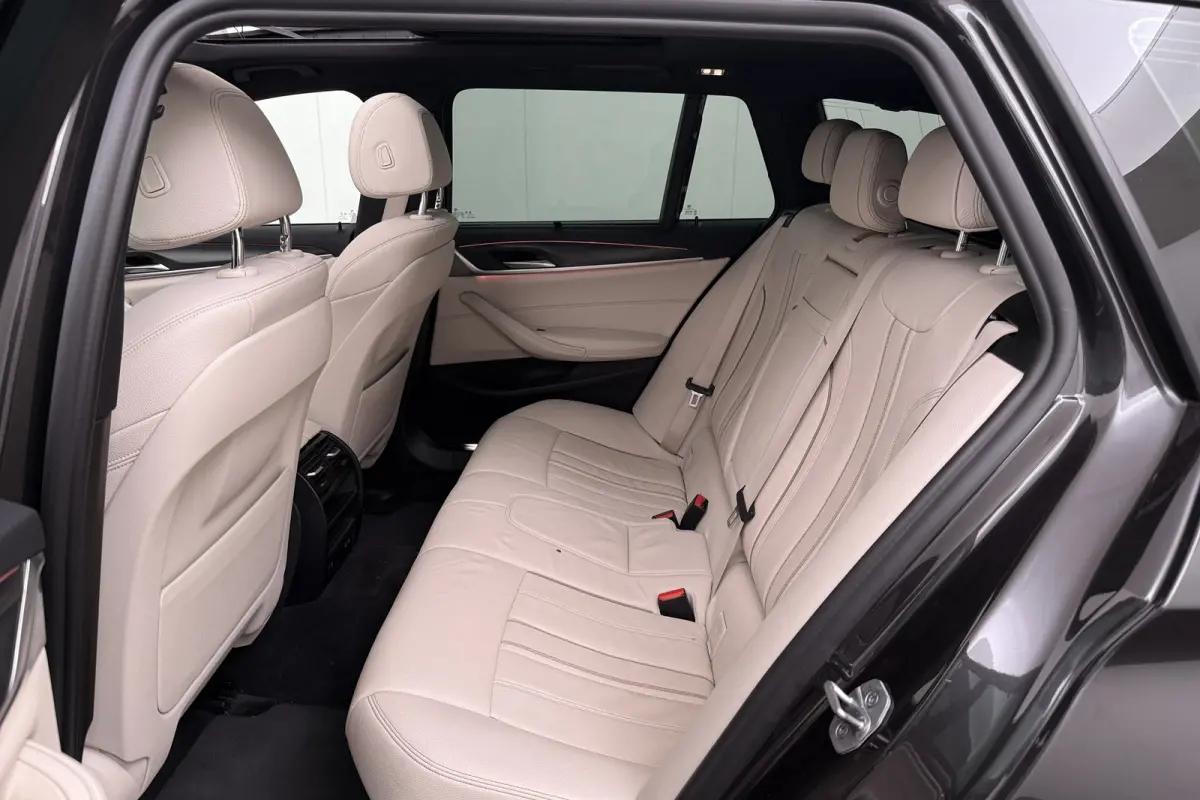 530i 252 PK M-Sport Shadow-Line Pano-dak Laser-Light *