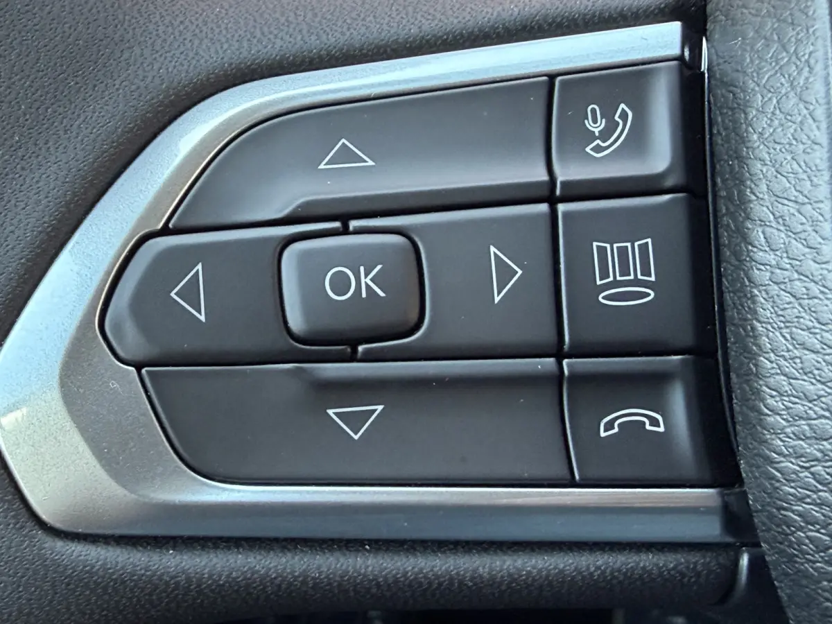 4xe 190 Plug-in Hybrid Altitude (Elektrische Klep - Keyless Entry - LED - Automatische Airco - Camera - Navigatie - Apple Carplay - 4WD - Adaptieve Cruise Controle)