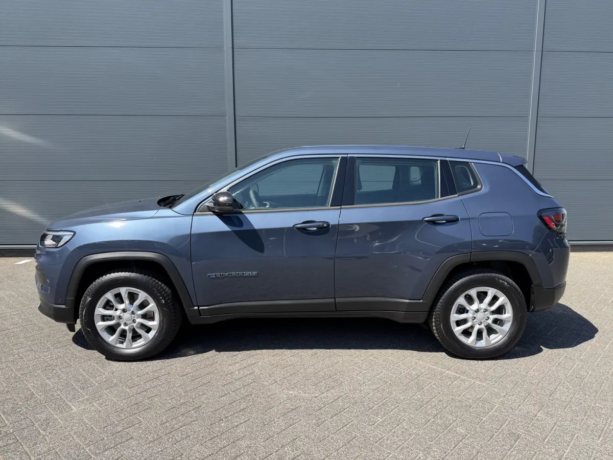 4xe 190 Plug-in Hybrid Altitude (Elektrische Klep - Keyless Entry - LED - Automatische Airco - Camera - Navigatie - Apple Carplay - 4WD - Adaptieve Cruise Controle)