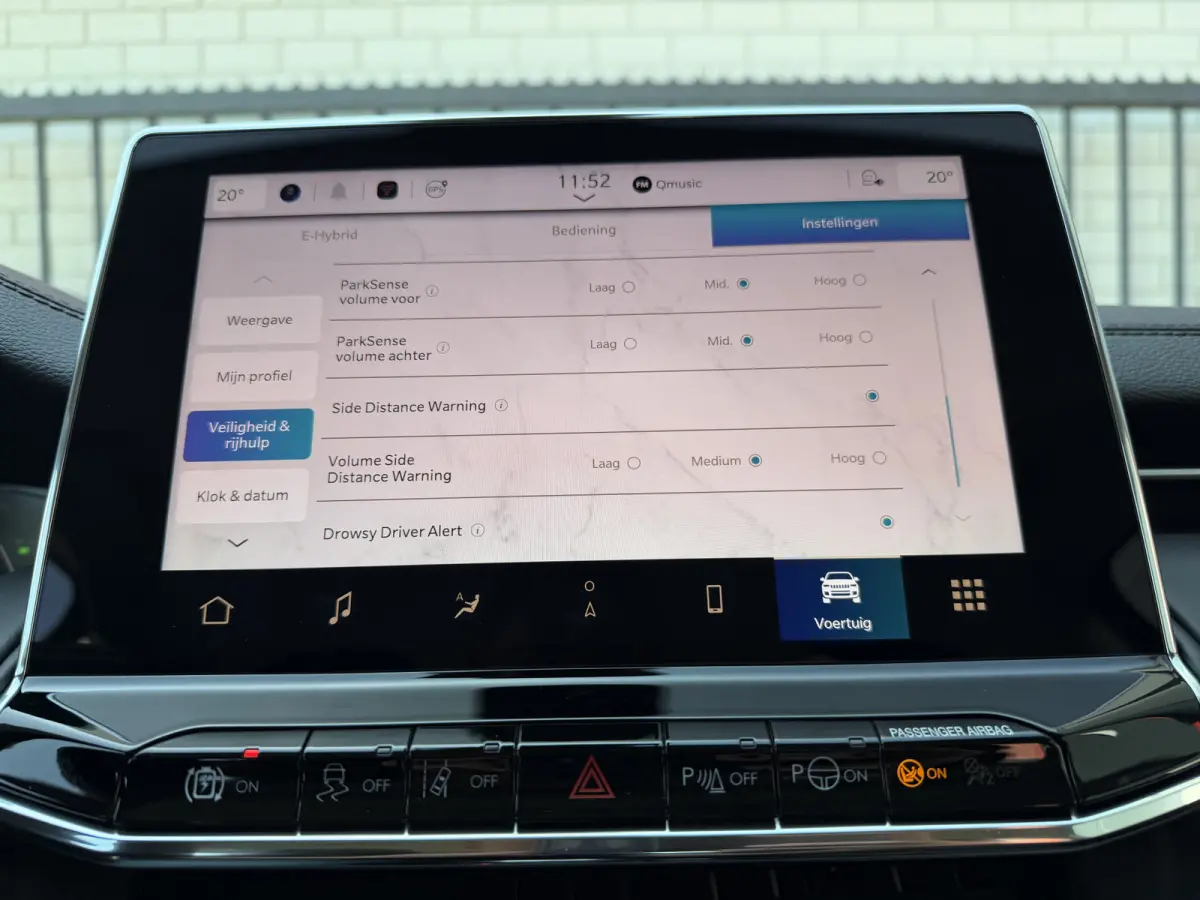 4xe 190 Plug-in Hybrid Altitude (Elektrische Klep - Keyless Entry - LED - Automatische Airco - Camera - Navigatie - Apple Carplay - 4WD - Adaptieve Cruise Controle)