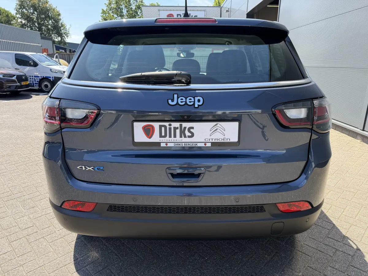 4xe 190 Plug-in Hybrid Altitude (Elektrische Klep - Keyless Entry - LED - Automatische Airco - Camera - Navigatie - Apple Carplay - 4WD - Adaptieve Cruise Controle)