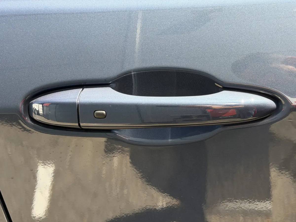 4xe 190 Plug-in Hybrid Altitude (Elektrische Klep - Keyless Entry - LED - Automatische Airco - Camera - Navigatie - Apple Carplay - 4WD - Adaptieve Cruise Controle)
