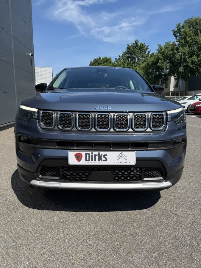 4xe 190 Plug-in Hybrid Altitude (Elektrische Klep - Keyless Entry - LED - Automatische Airco - Camera - Navigatie - Apple Carplay - 4WD - Adaptieve Cruise Controle)