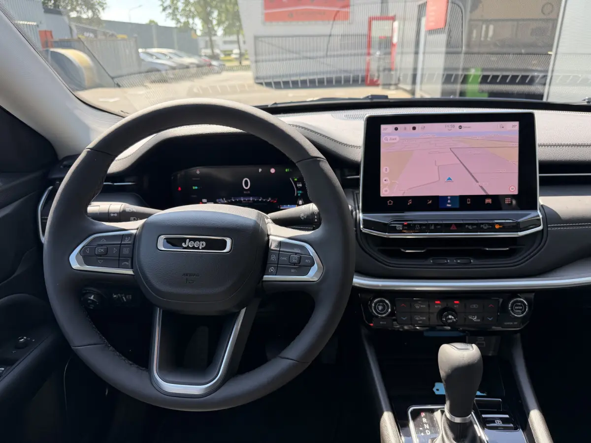 4xe 190 Plug-in Hybrid Altitude (Elektrische Klep - Keyless Entry - LED - Automatische Airco - Camera - Navigatie - Apple Carplay - 4WD - Adaptieve Cruise Controle)