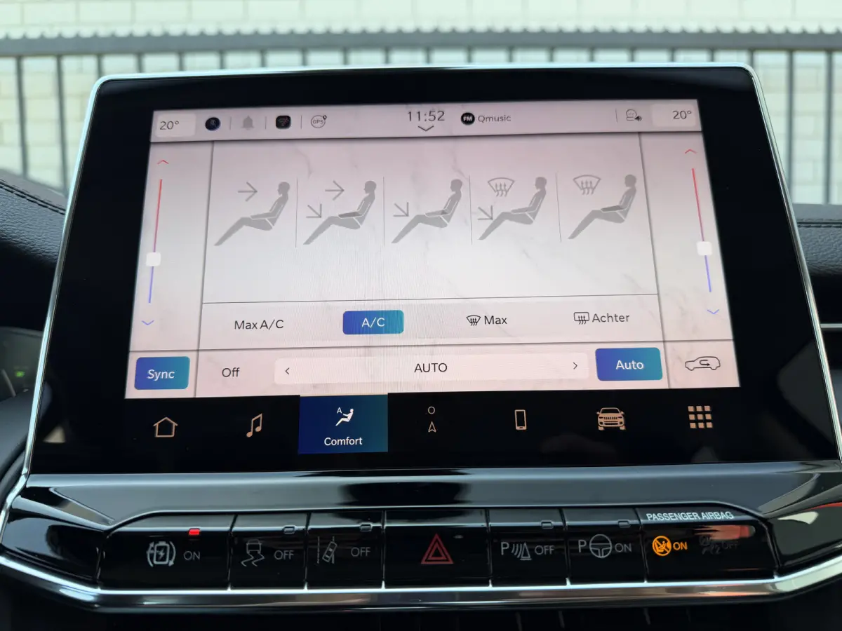 4xe 190 Plug-in Hybrid Altitude (Elektrische Klep - Keyless Entry - LED - Automatische Airco - Camera - Navigatie - Apple Carplay - 4WD - Adaptieve Cruise Controle)