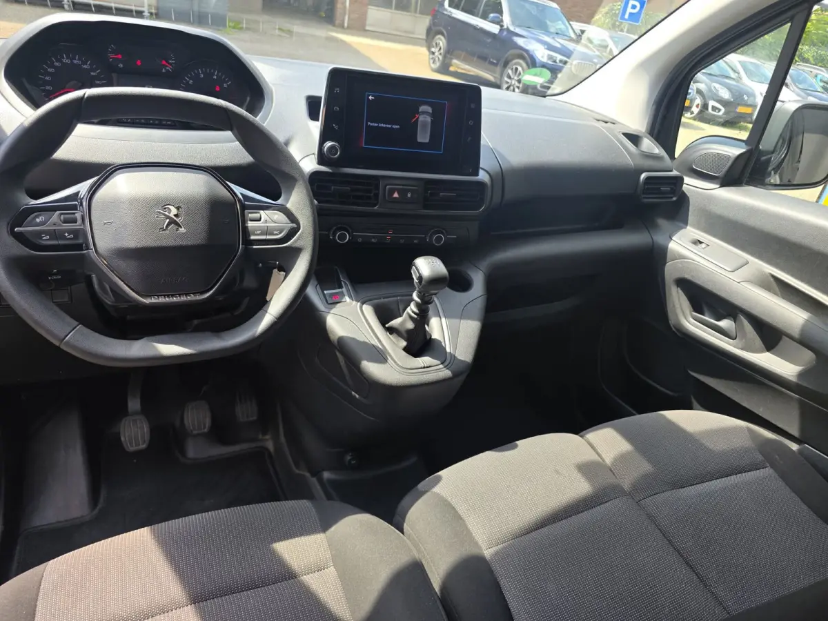 1.5 BlueHDI Premium / 1e EIGENAAR / CAMERA / CRUISE / NAVI