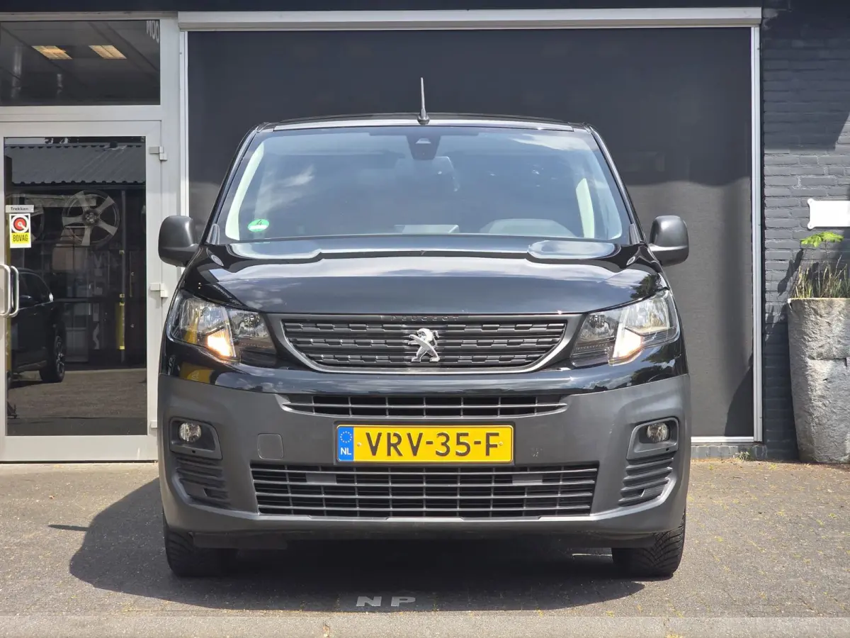 1.5 BlueHDI Premium / 1e EIGENAAR / CAMERA / CRUISE / NAVI