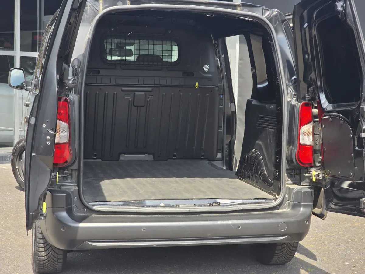 1.5 BlueHDI Premium / 1e EIGENAAR / CAMERA / CRUISE / NAVI