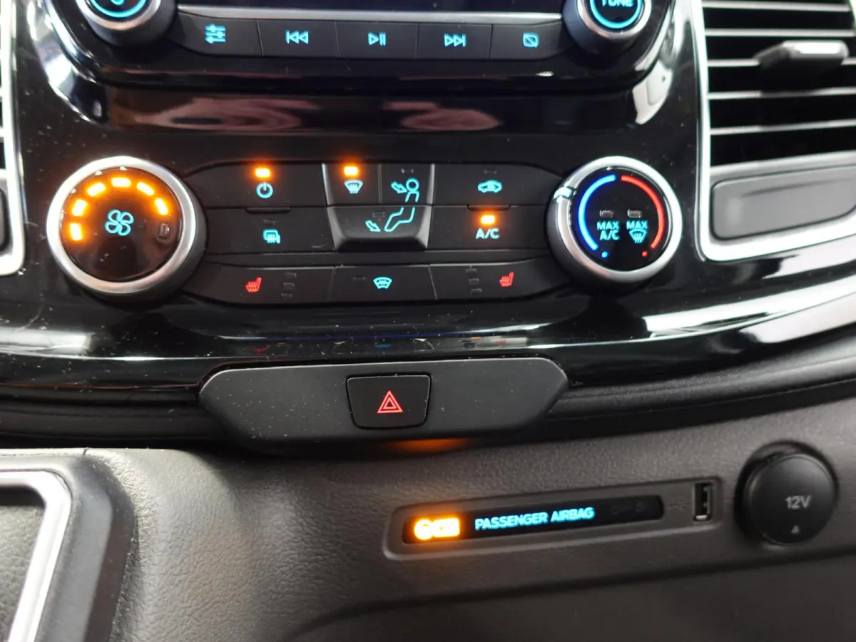 320 2.0 TDCI L2H1 Sport 170PK Automaat Airco Cruise Control Bluetooth Navi Trekhaak