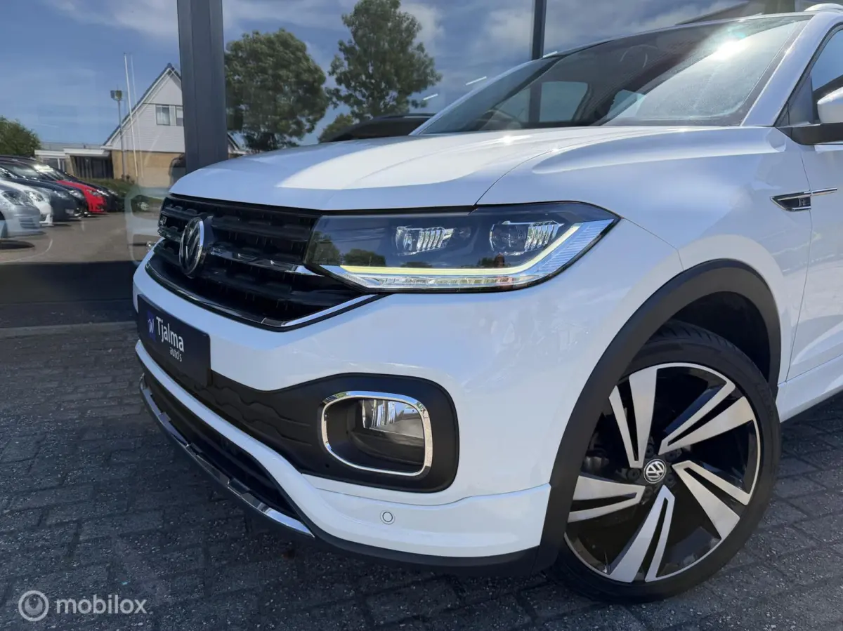 1.0 TSI Style R-Line xenon led 17 inch trekh carpl trekh