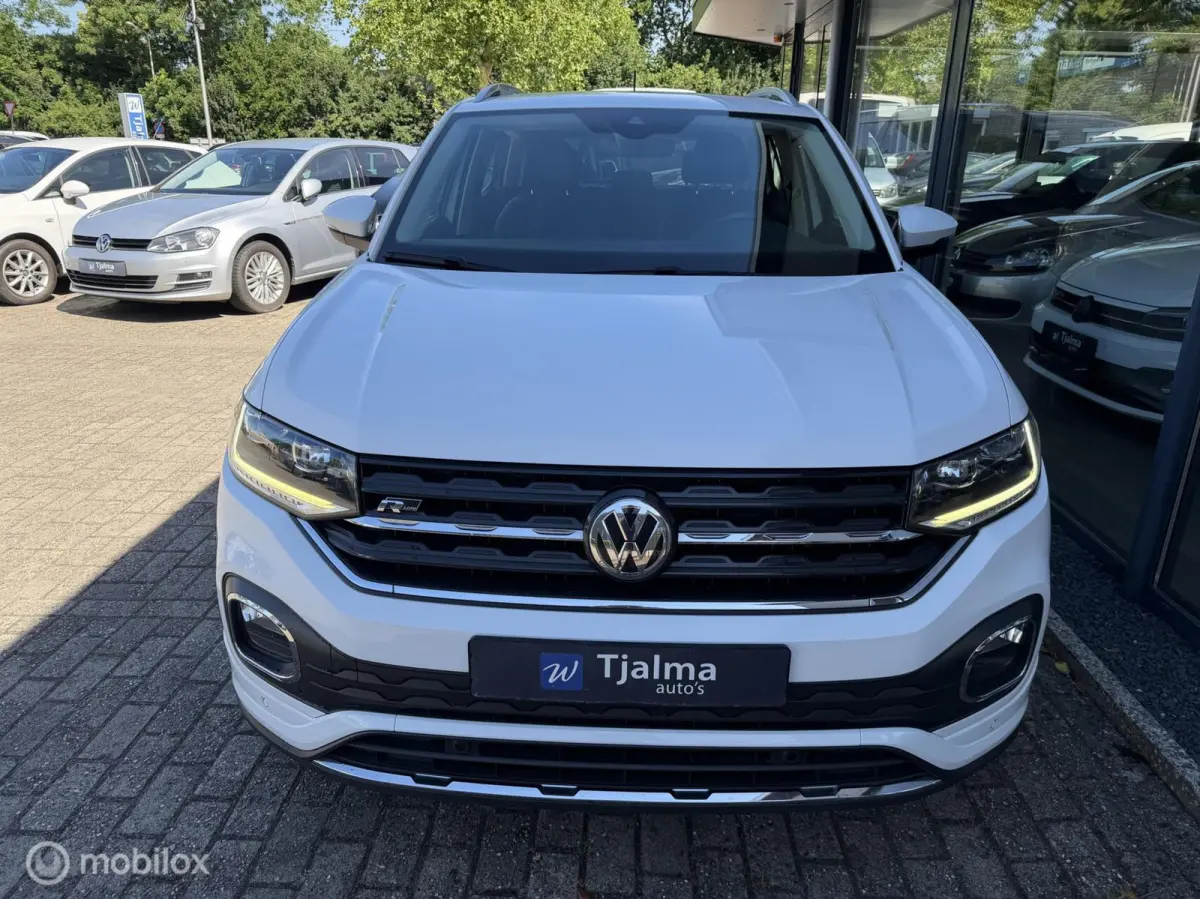 1.0 TSI Style R-Line xenon led 17 inch trekh carpl trekh