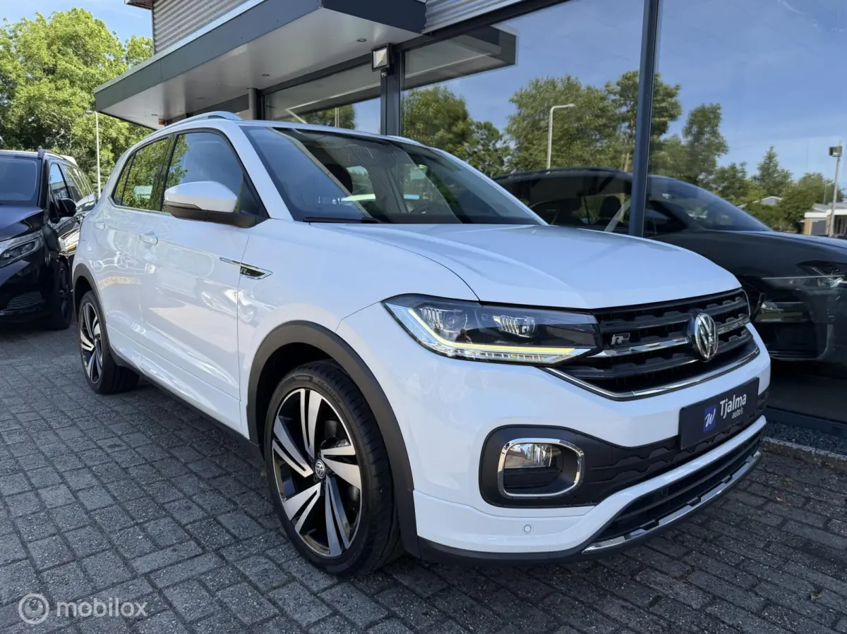 1.0 TSI Style R-Line xenon led 17 inch trekh carpl trekh