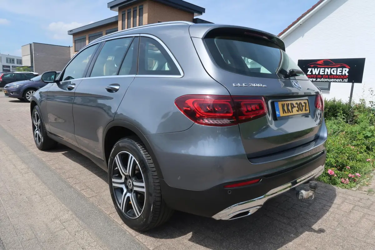 4MATIC PANORAMADAK|TREKHAAK|KEYLESS|CARPLAY|CAMERA|DEALER ONDERHOUDEN