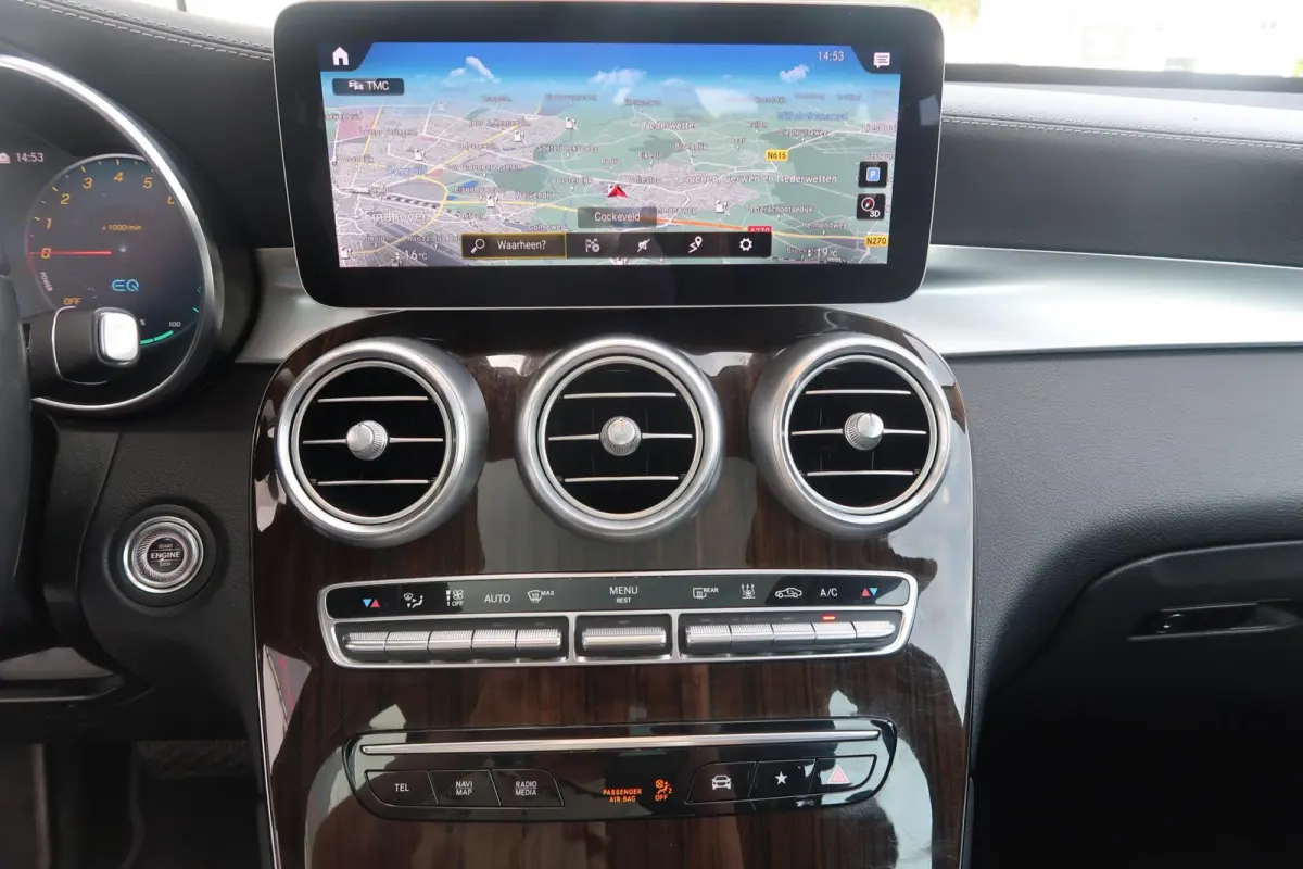 4MATIC PANORAMADAK|TREKHAAK|KEYLESS|CARPLAY|CAMERA|DEALER ONDERHOUDEN