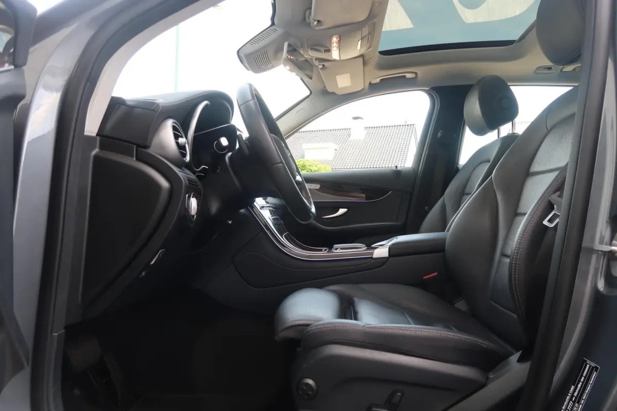 4MATIC PANORAMADAK|TREKHAAK|KEYLESS|CARPLAY|CAMERA|DEALER ONDERHOUDEN