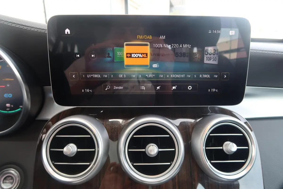 4MATIC PANORAMADAK|TREKHAAK|KEYLESS|CARPLAY|CAMERA|DEALER ONDERHOUDEN