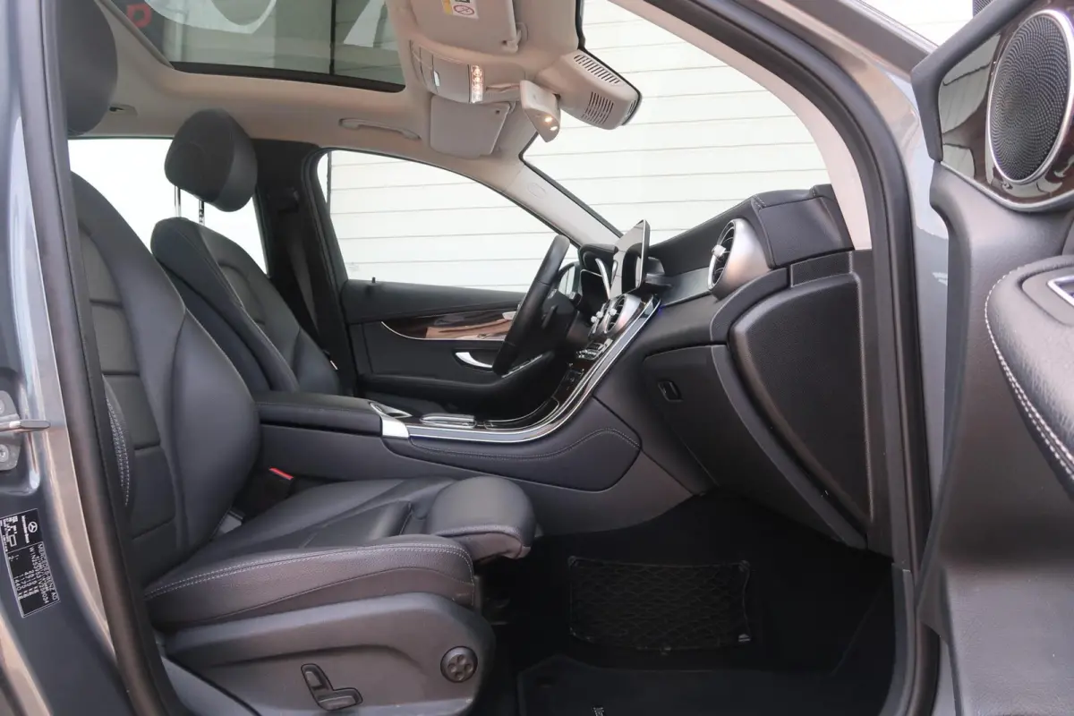 4MATIC PANORAMADAK|TREKHAAK|KEYLESS|CARPLAY|CAMERA|DEALER ONDERHOUDEN