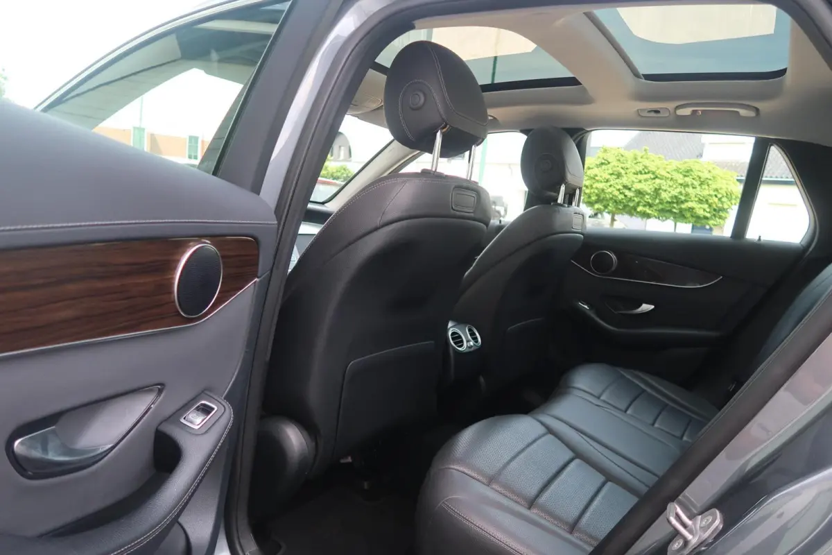 4MATIC PANORAMADAK|TREKHAAK|KEYLESS|CARPLAY|CAMERA|DEALER ONDERHOUDEN