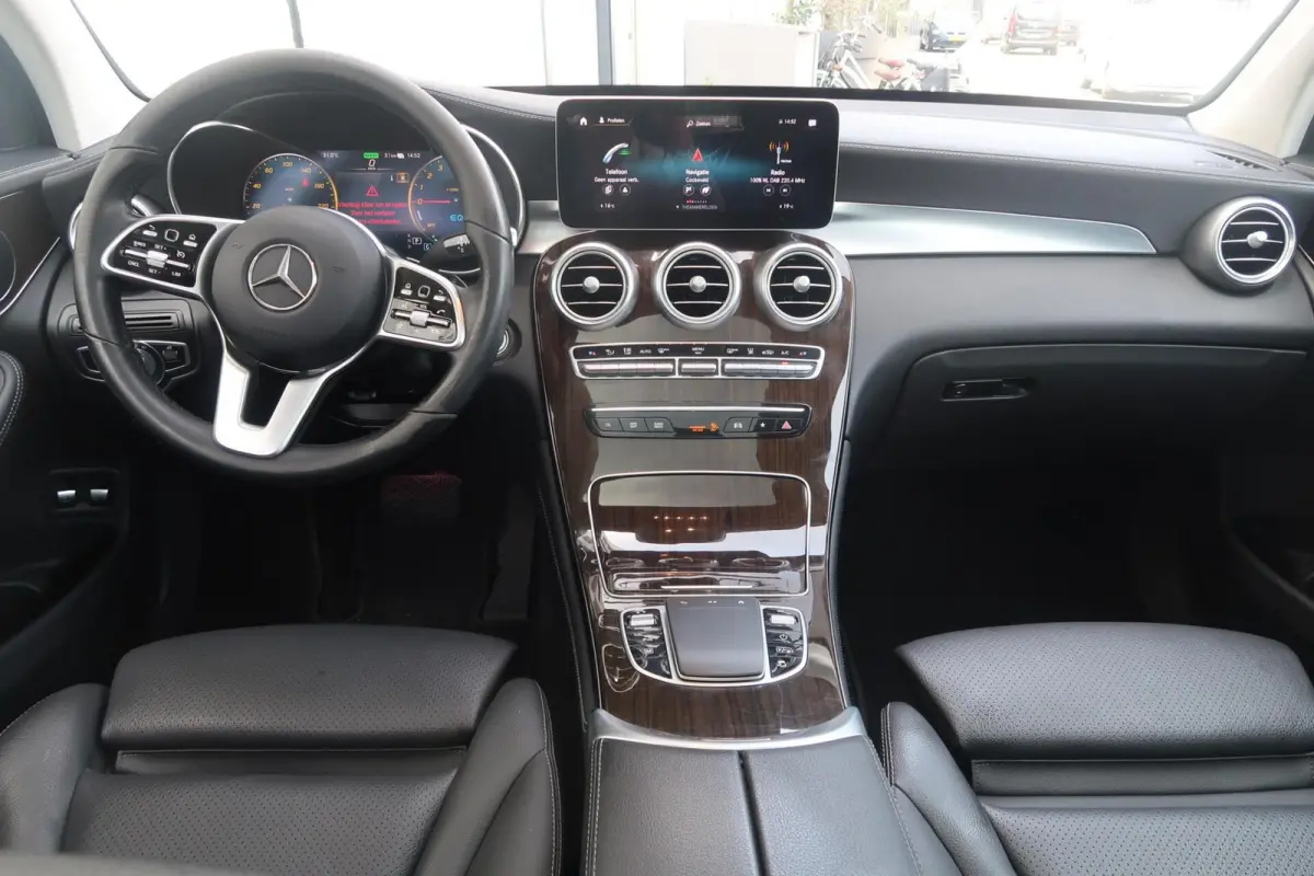 4MATIC PANORAMADAK|TREKHAAK|KEYLESS|CARPLAY|CAMERA|DEALER ONDERHOUDEN