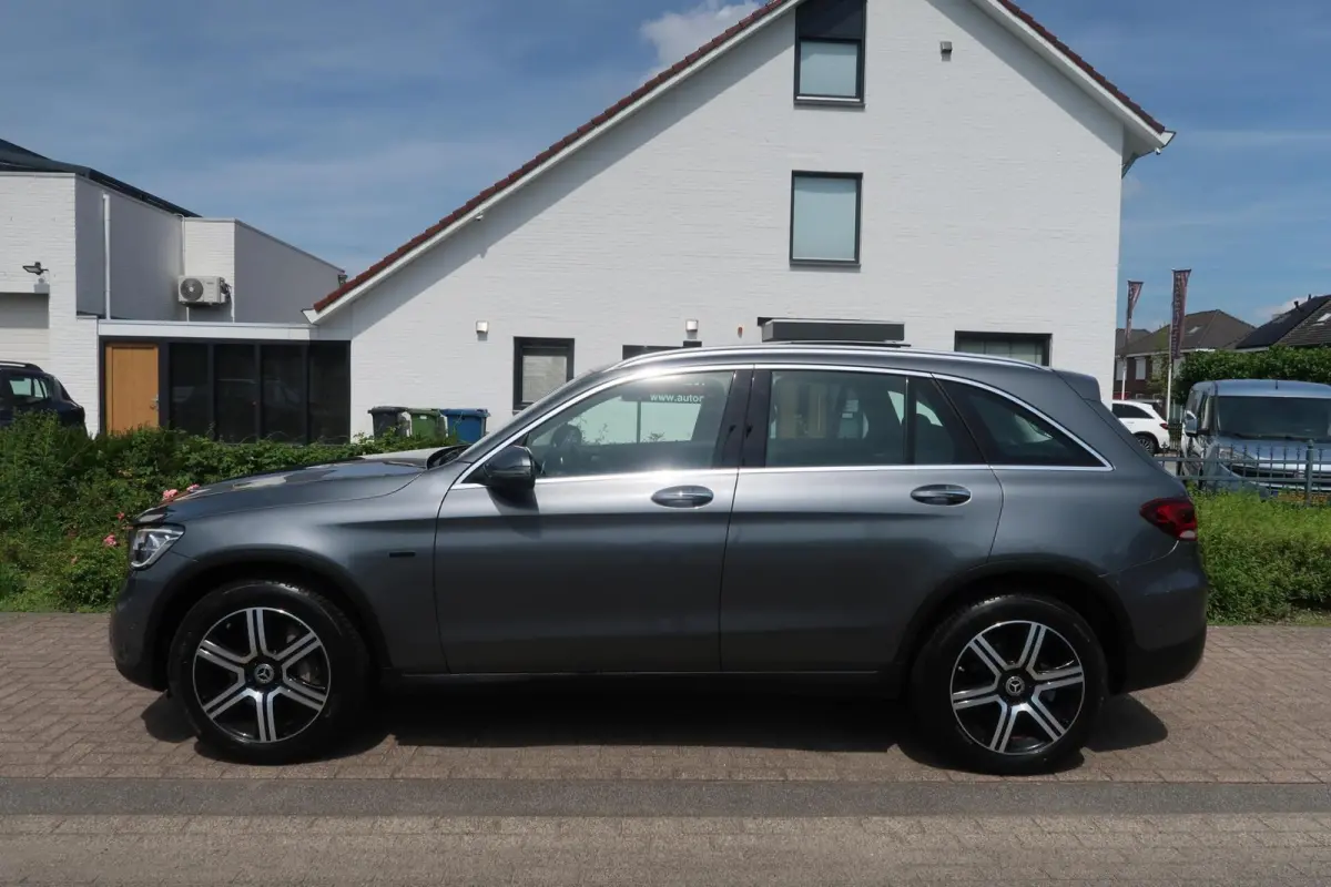 4MATIC PANORAMADAK|TREKHAAK|KEYLESS|CARPLAY|CAMERA|DEALER ONDERHOUDEN