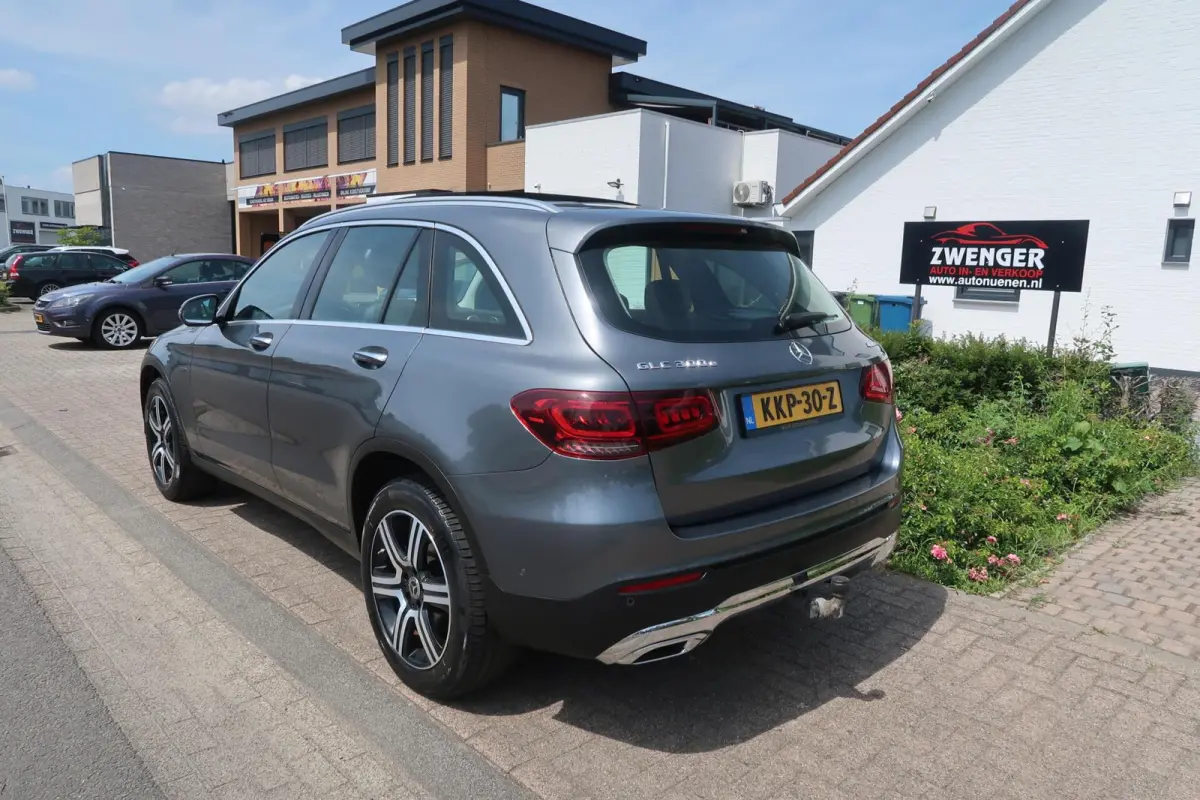 4MATIC PANORAMADAK|TREKHAAK|KEYLESS|CARPLAY|CAMERA|DEALER ONDERHOUDEN