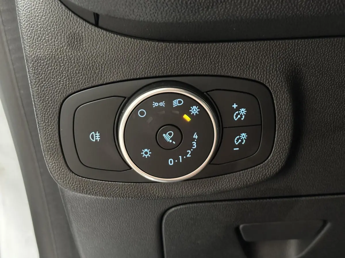 1.1 Trend / NL Auto / DealerOH / Carplay / Navi / 2e Eigenaar