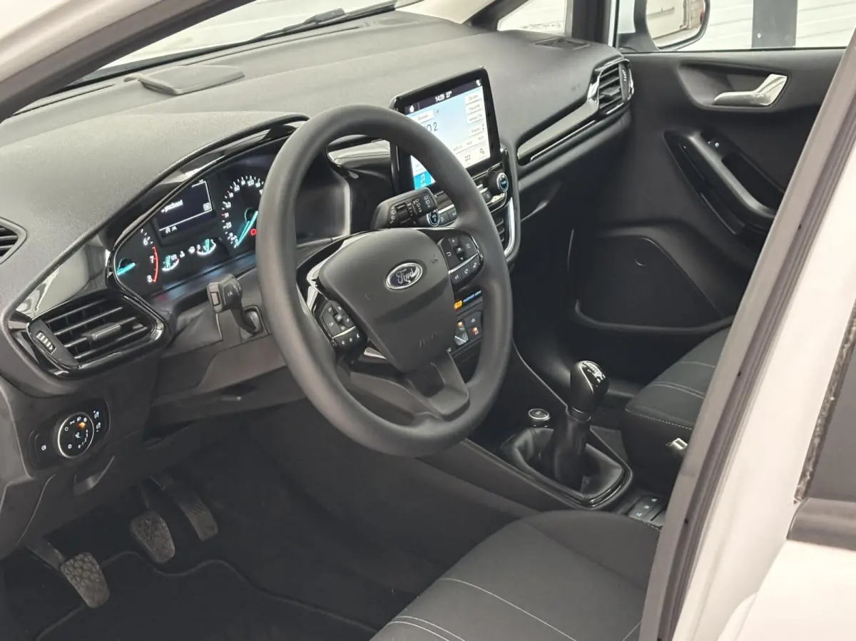 1.1 Trend / NL Auto / DealerOH / Carplay / Navi / 2e Eigenaar